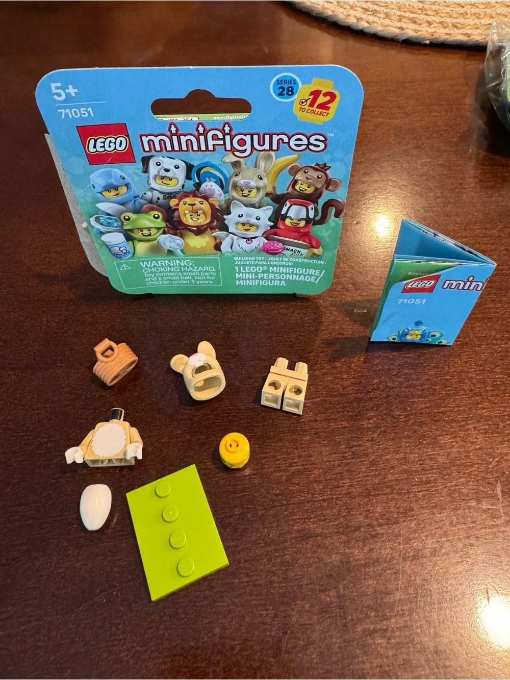 LEGO Set of two Minifigures Animals Series 28 71051 ~ LION and BUNNY RABBIT